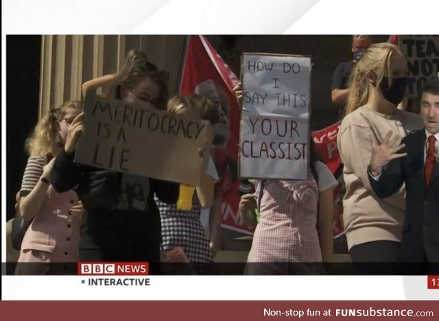 Student protesting against receiving low grades uses the wrong ‘you’re’