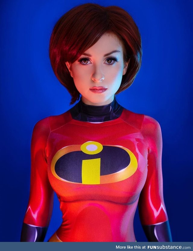 Incredible Elastigirl Cosplay by Lika Bem