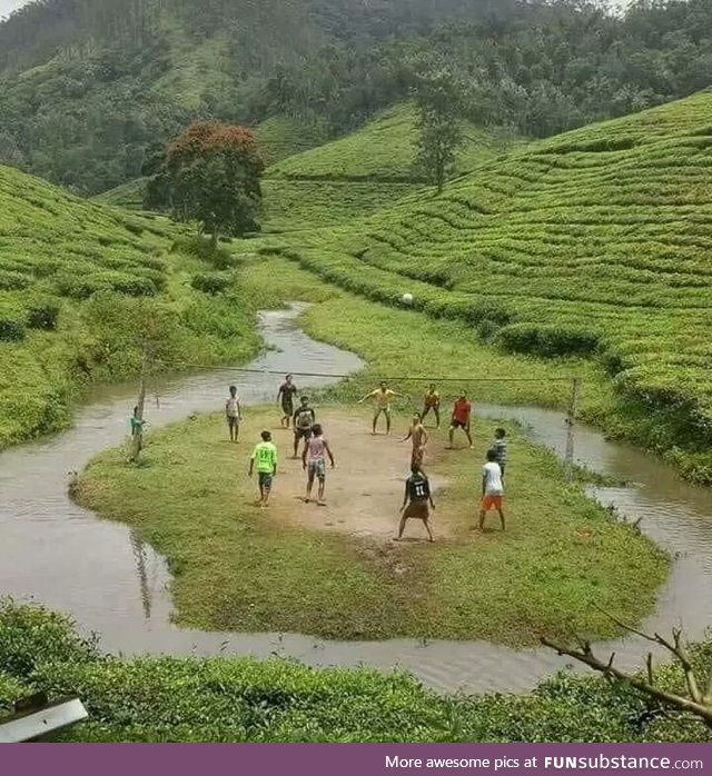 Somewhere along the sirkundra river. Vaalpaarai,India