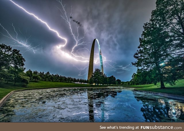 St. Louis arch