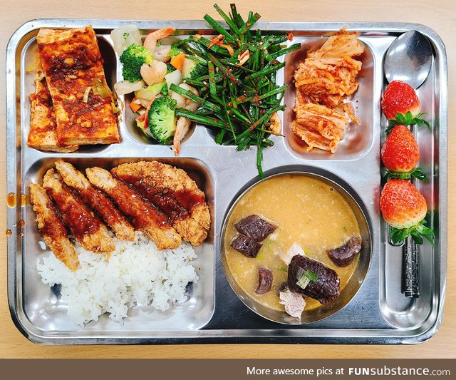 My Korean School Lunch! Pork Cutlet, Blood Sausage Soup, and Assorted Banchan