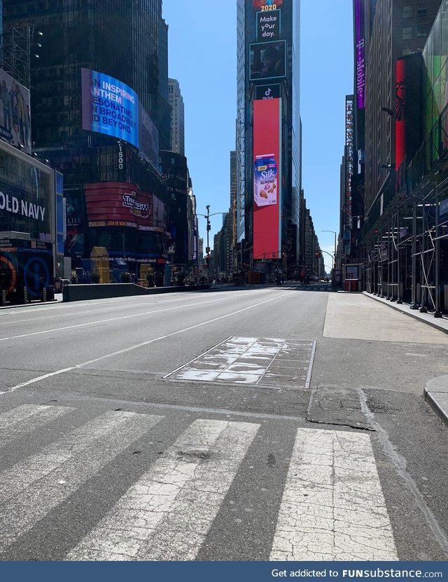 Vacancy in Times Square , New York