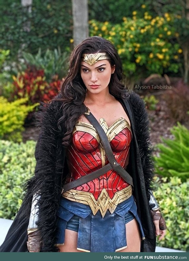 Wonder Woman cosplay by Alyson Tabbitha