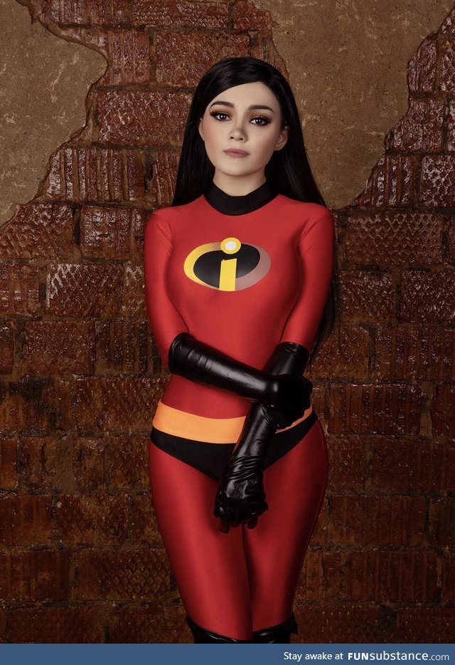 Violet Parr cosplay by Kalinka Fox