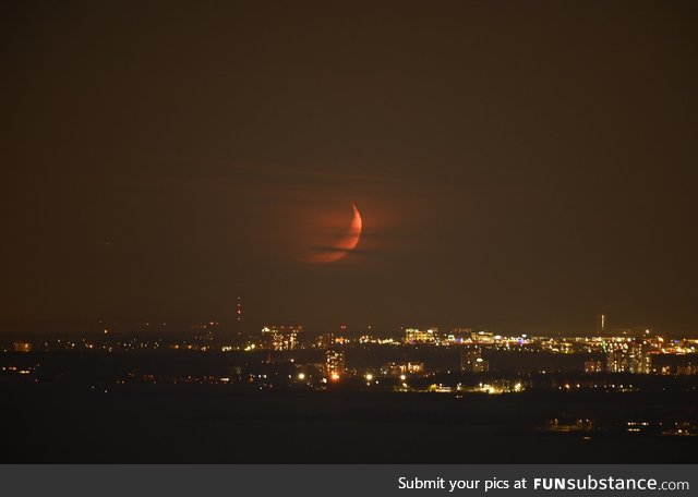 Waxing moon as viewed from Toronto on November 18th, 2020