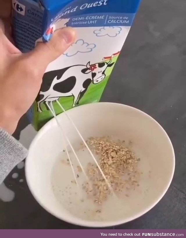 Freshly squeezed milk