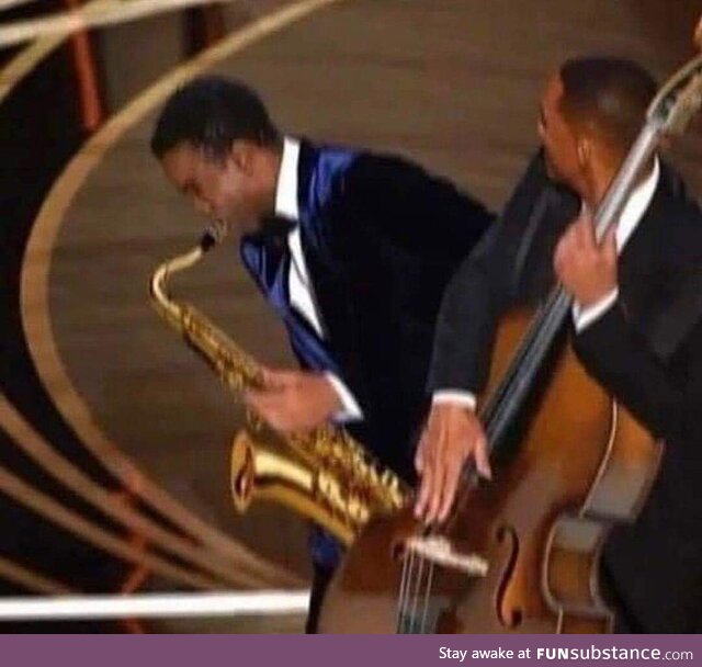 Charlie Parker and Charles Mingus take the stage together - 1945 -