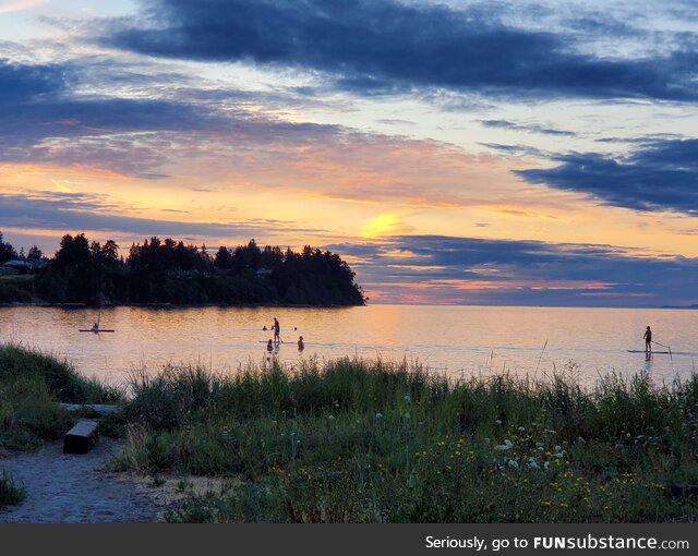 [OC] Sunset today. Parksville, British Columbia