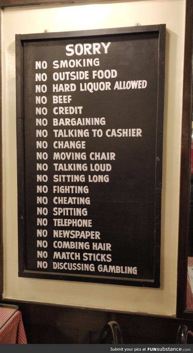 This list of rules at a café