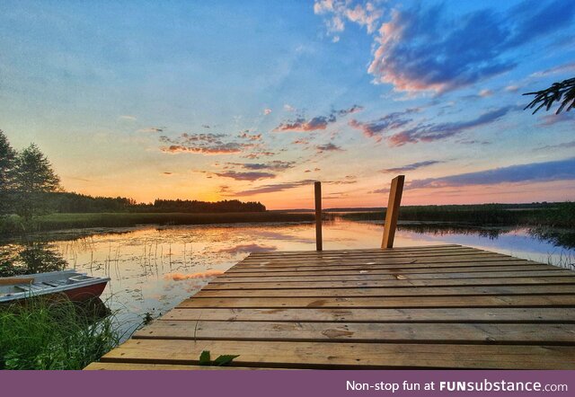 [OC] Peace and beauty during sunset in a summer cottage