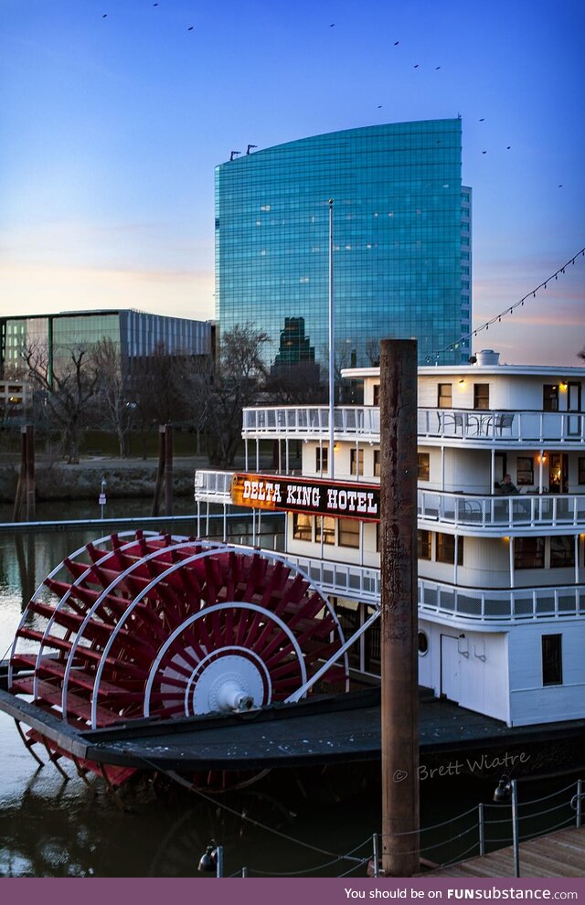 Delta king hotel, old sacramento, ca {oc}