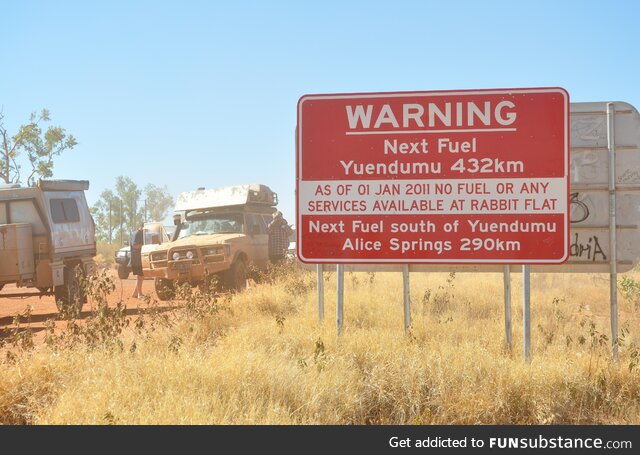 [OC] At the Northern Territory border, already 330 km in to the Tanami Desert at this