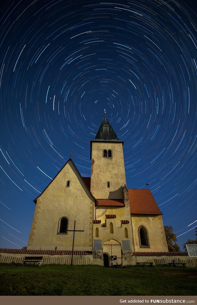 A picture of star trails on 9.10.2022