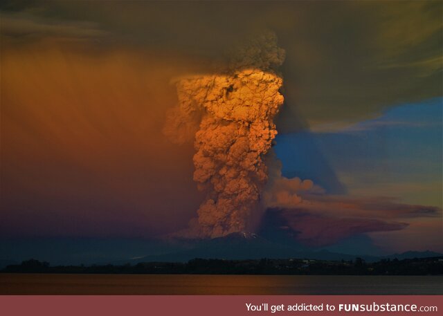 [OC] Volcan Calbuco waking up at sunset, it was magical!