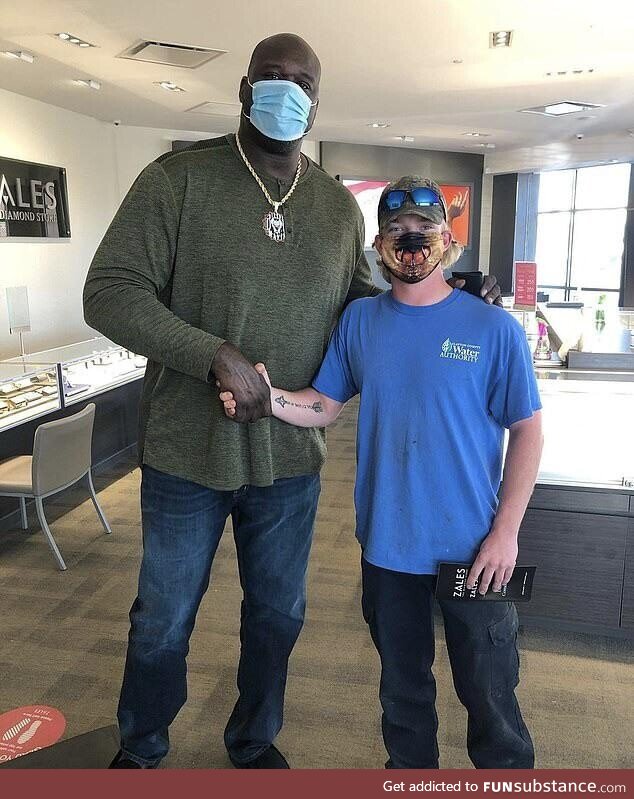 Shaq paying for stranger’s engagement ring