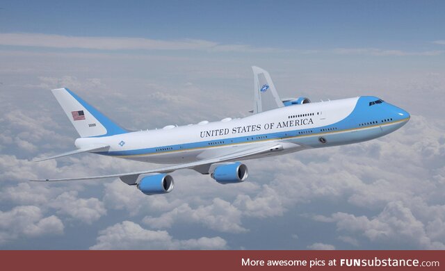 Boeing have announced they are keeping the iconic paint scheme for the new Air Force One