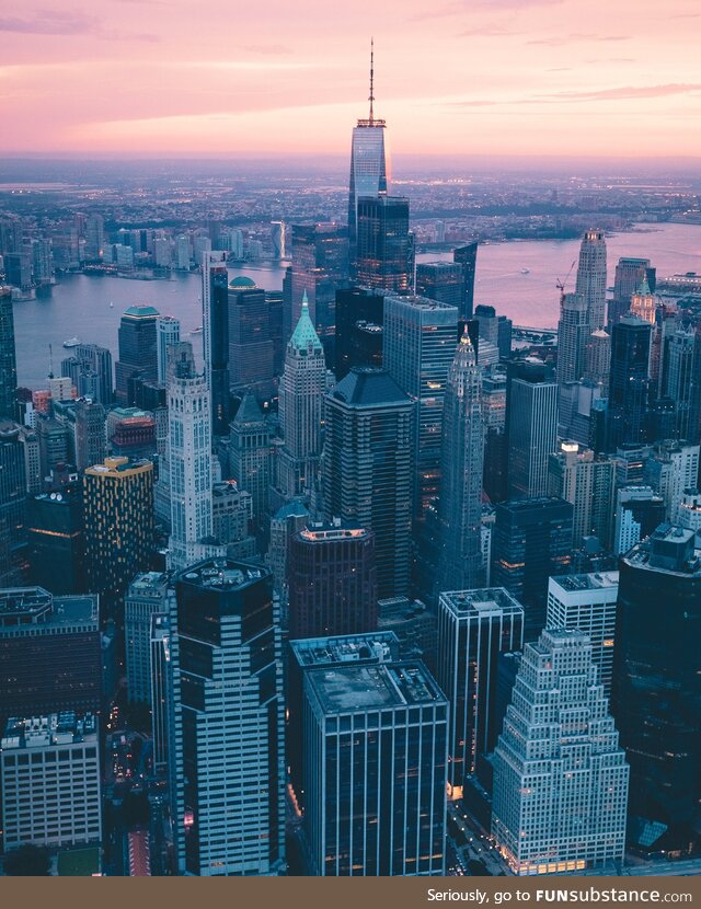 NYC from an open door helicopter. Shot on Canon 1DX Mark II with a EF 24-70mm f/4L IS USM