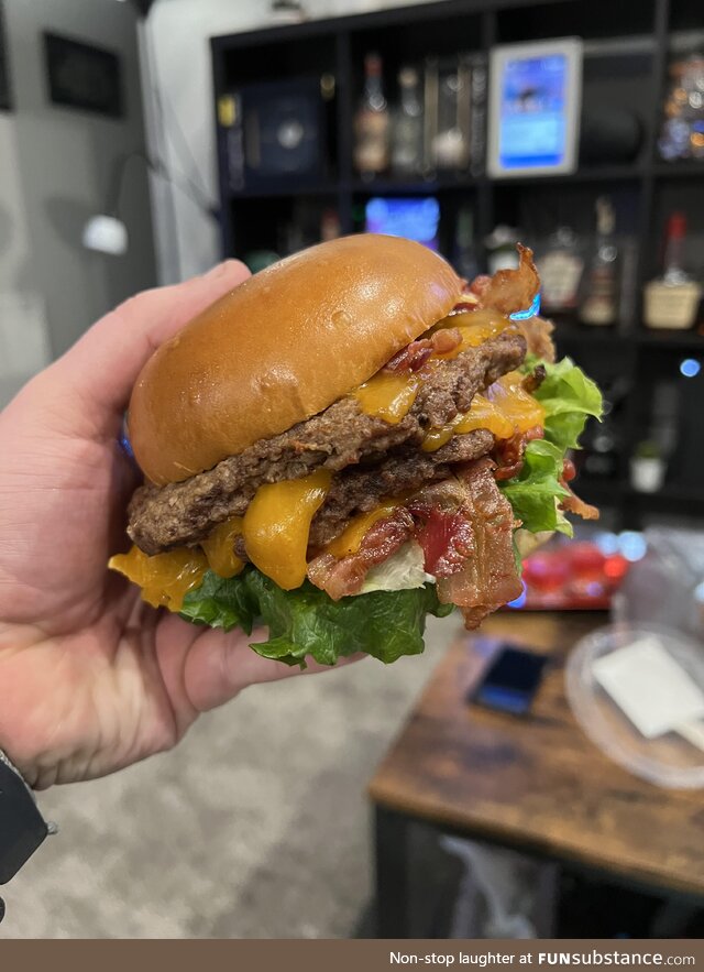 Burger from Wawa looks like the commercials. Highly impressed for a burger made at 1AM in