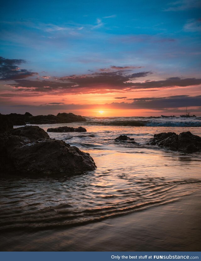 A beautiful sunset in Tamarindo, Costa Rica