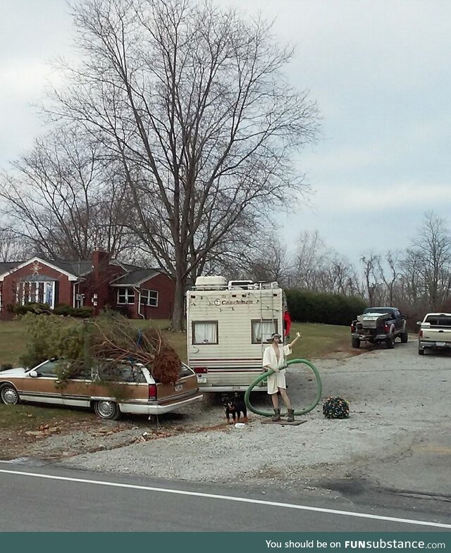 Cousin Eddie drains the RV septic system Christmas decorations... Classic