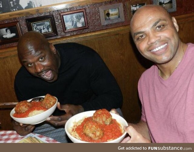 Shaq and Charles Barkley all smiles eating spaghetti