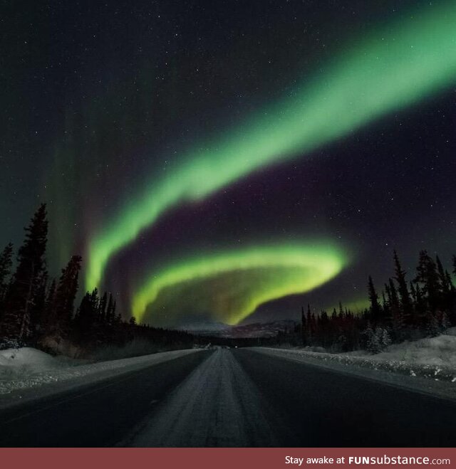 The romantic city of aurora, never frozen port all year round, Murmansk