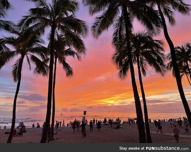 Sunset on Waikiki Beach. Honeymoon, End of day one!