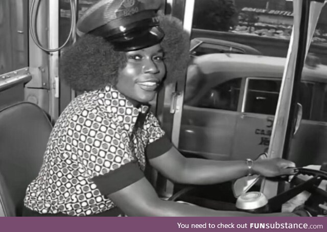 Mary Wallace - First female bus driver for Chicago (1974)