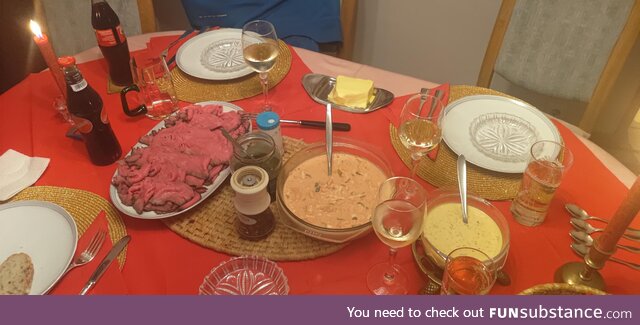 Christmas dinner is ready (greetings from Germany)