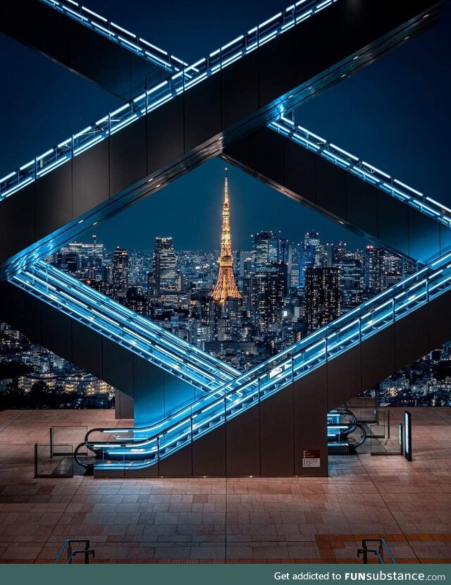 Where is this Escalator located in Tokyo