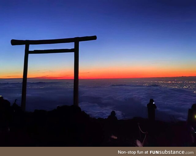 Sunrise from Mount Fuji