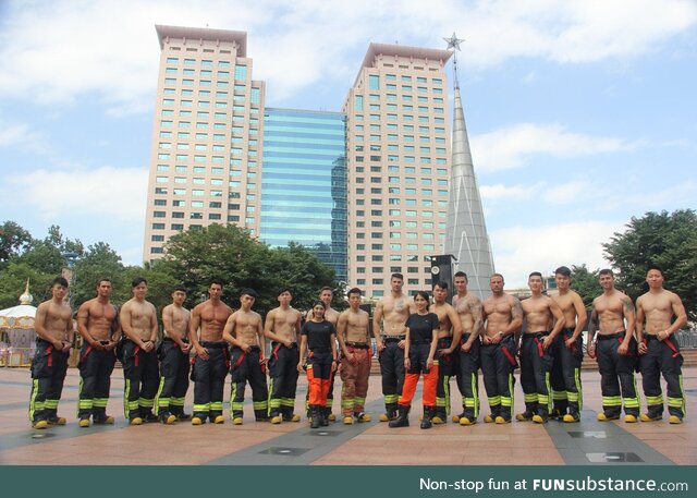 The Taiwanese and Australian firefighters without forced perspective