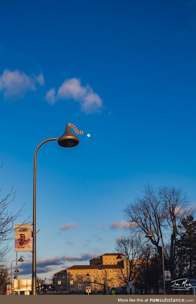 Here in Hershey ("The Sweetest Place on Earth"), the street lights are shaped like