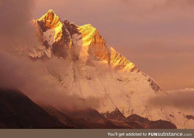 Morning red mountains in Everest