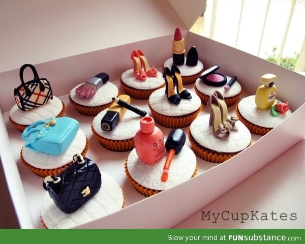 make-up cupcakes