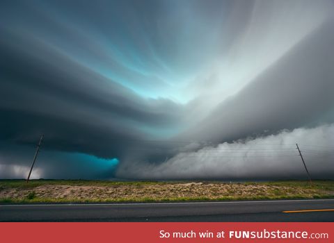 Incredible cloud formation in Texas