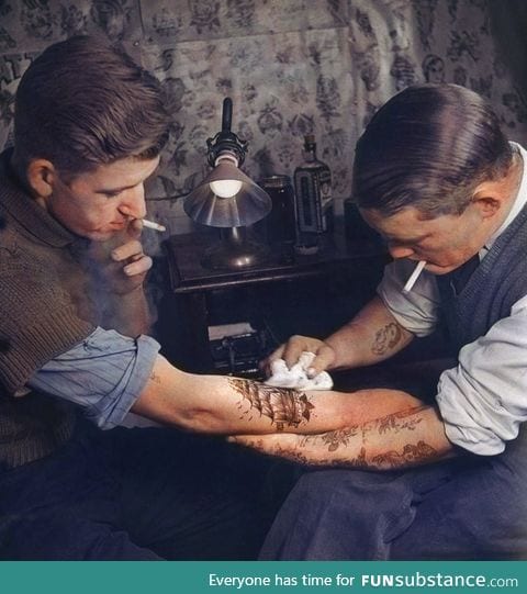 Colorized photo of the tattoo parlor from the 20s