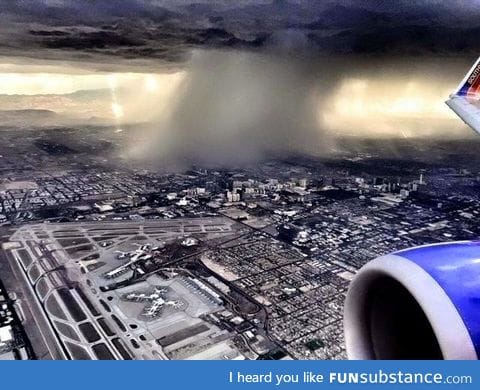 This is how rain looks from an airplane