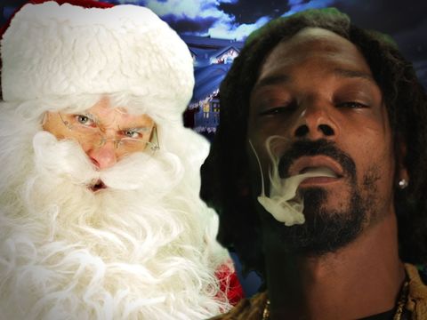 Epic Rap Battles of History: Santa vs. Moses (ft. Snoop Dogg)