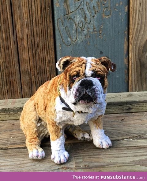 Bulldog made from pipe cleaners