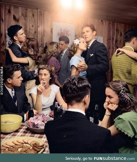 Teenage party in 1945