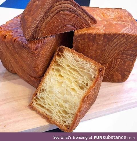 Square croissants in minecraft