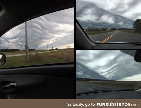 These kelvin-helmholtz billow clouds