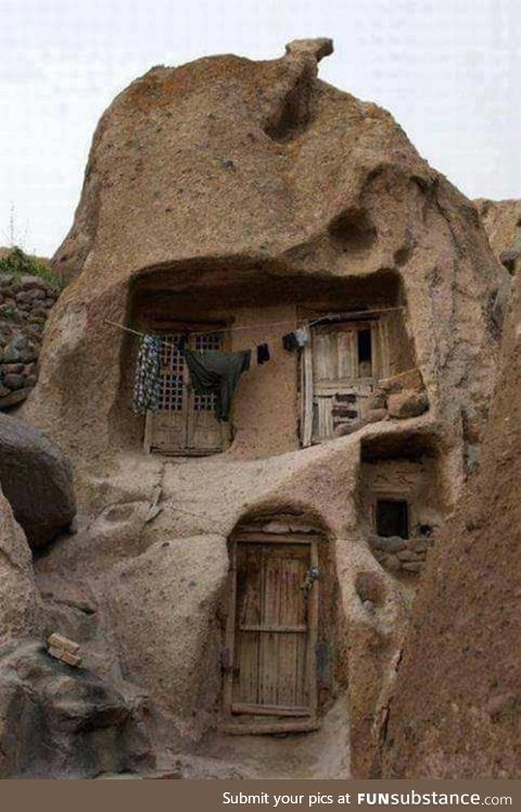 700 year old home in Iran