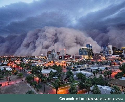 A Haboob rolling in. Phoenix AZ