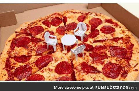 Pizza with full furniture set