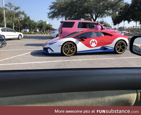 Spotted this cool ass Lambo at Publix