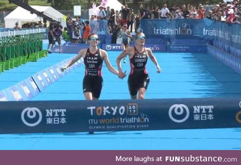 Jess and Georgia taught it was a good idea to cross the finish line together holding