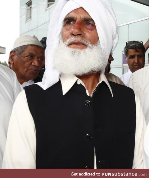 This is Mohamed Rafiq, a 65 year old hero who overpowered a would be mosque shooter in