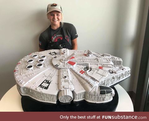 Millennium Falcon cake is 96 percent fondant, probably